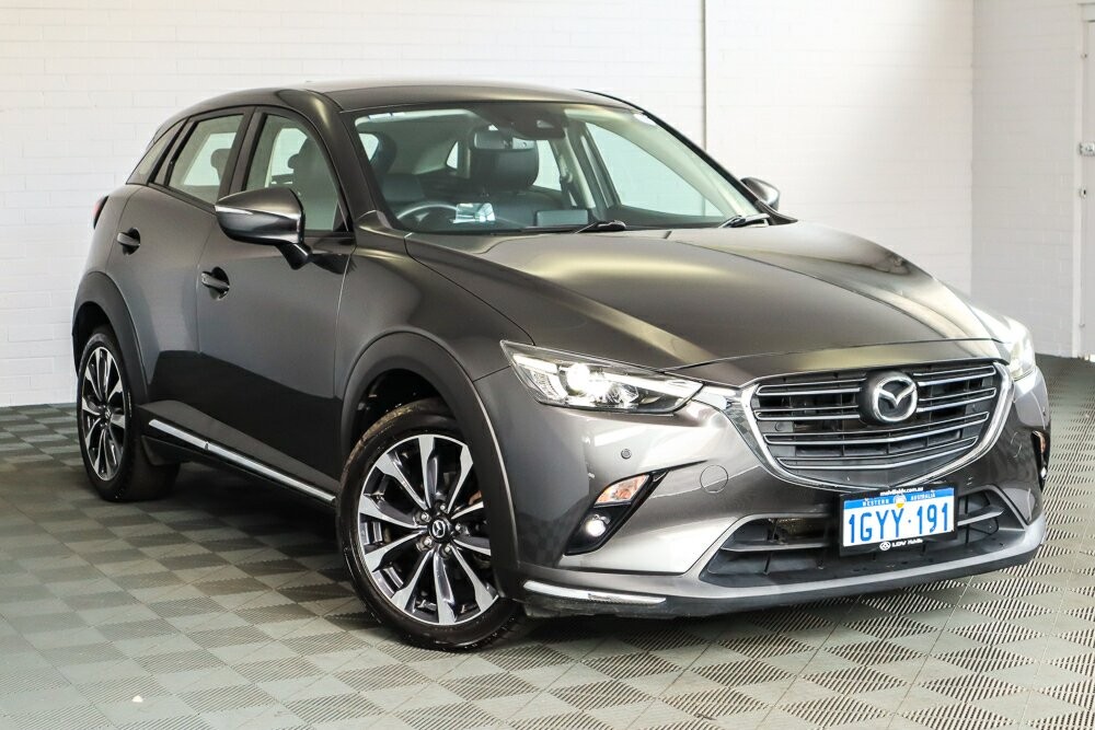 Mazda Cx-3 image 1