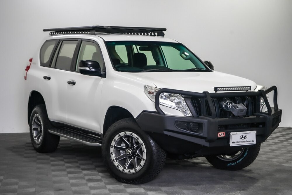 Toyota Landcruiser Prado image 1