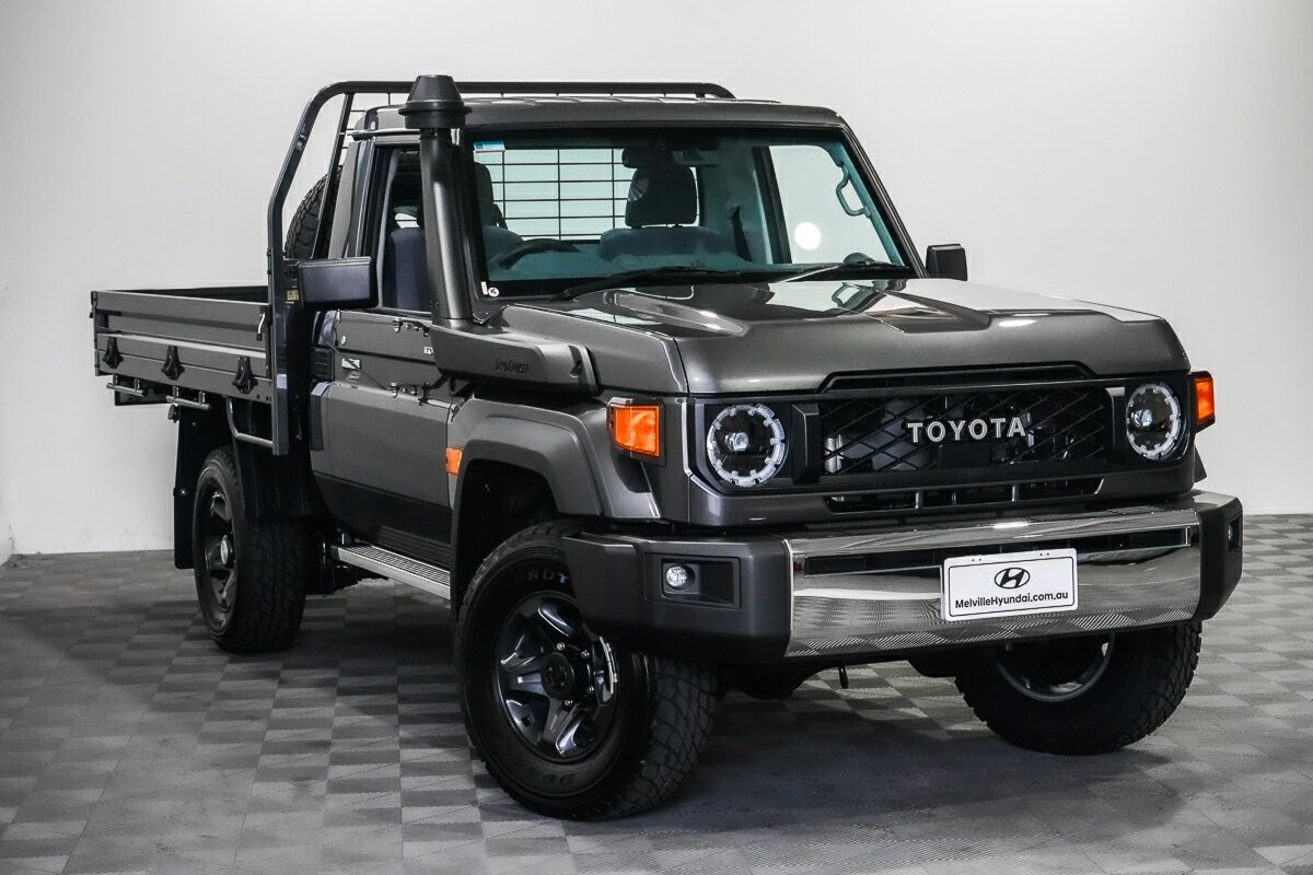 Toyota Landcruiser image 1