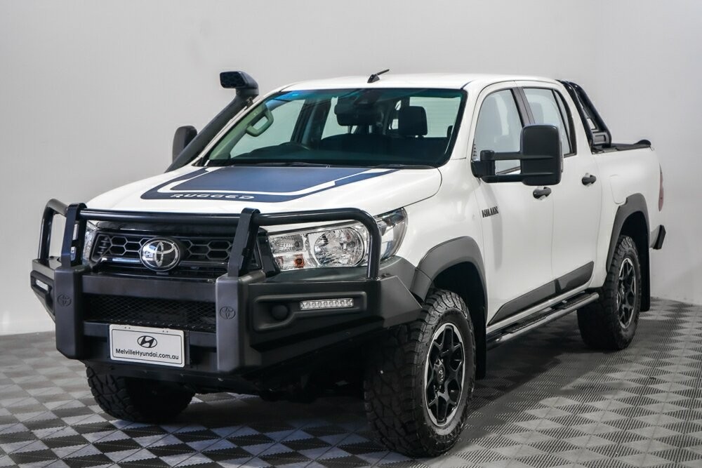 Toyota Hilux image 4