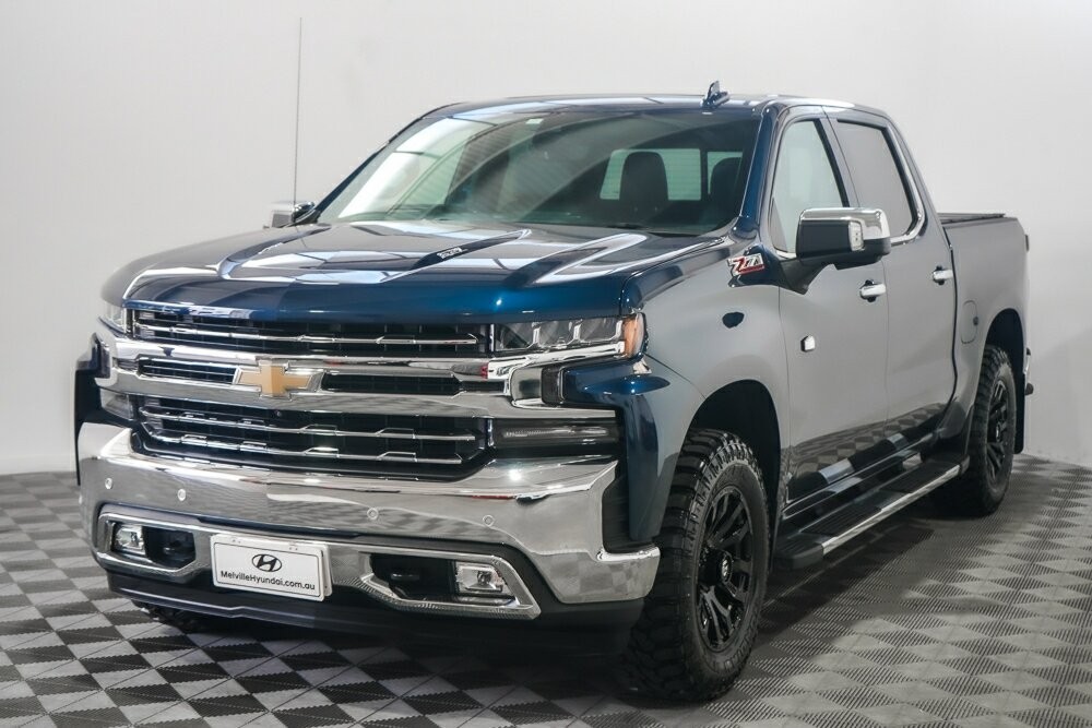 Chevrolet Silverado image 4