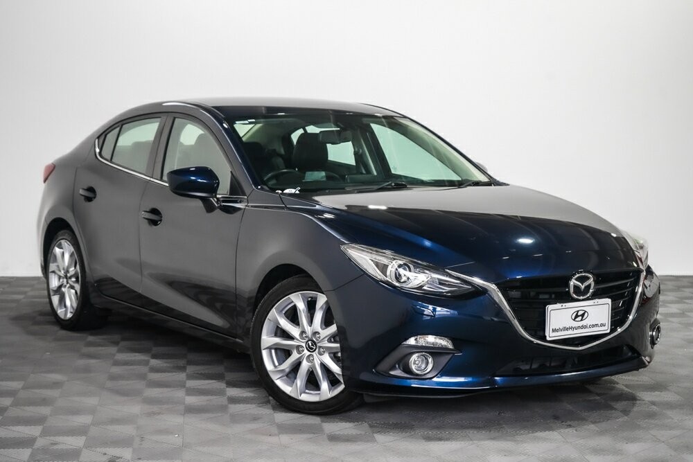 Mazda 3 image 1