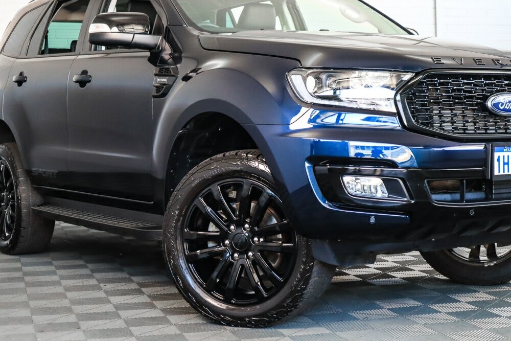 Ford Everest image 2