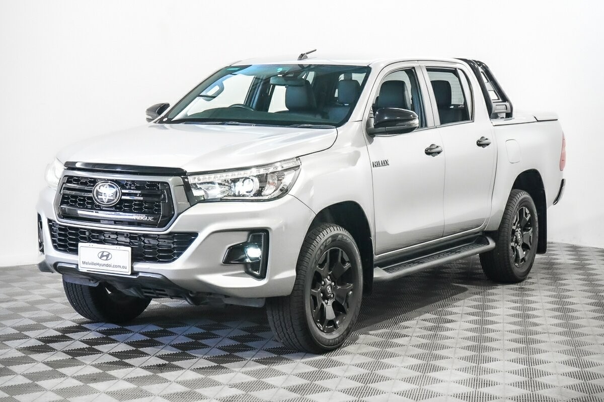 Toyota Hilux image 4