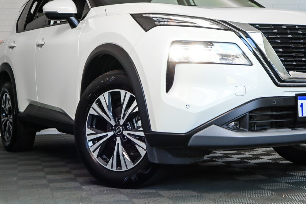 Nissan X-trail image 2