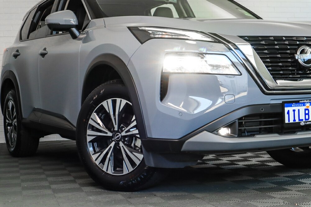 Nissan X-trail image 2