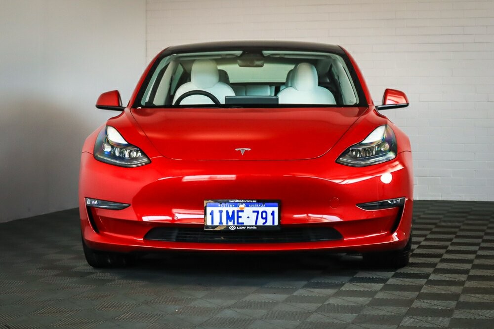 Tesla Model 3 image 3