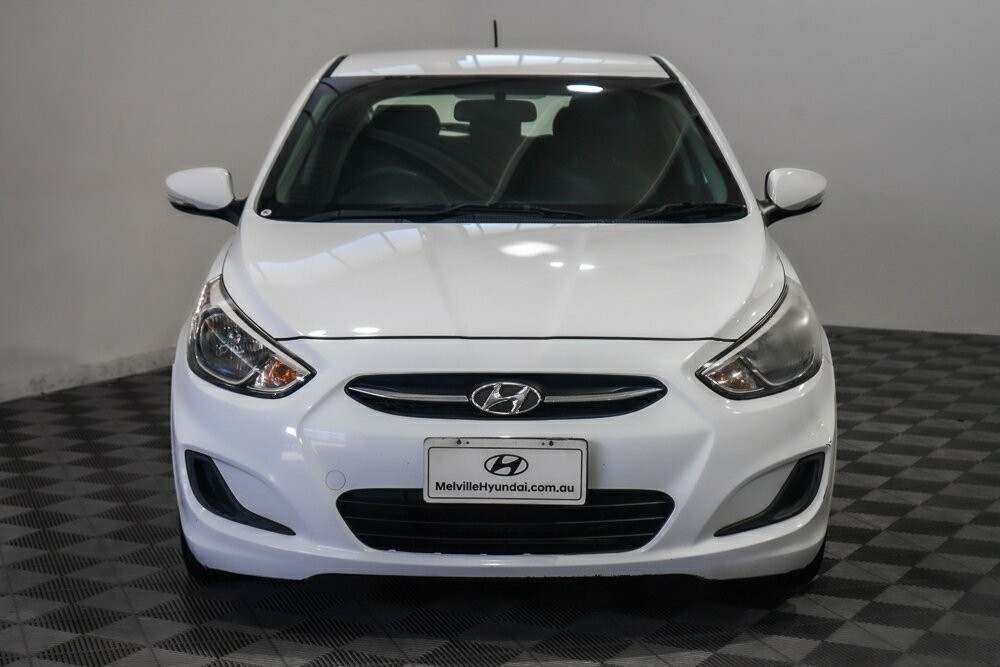 Hyundai Accent image 3