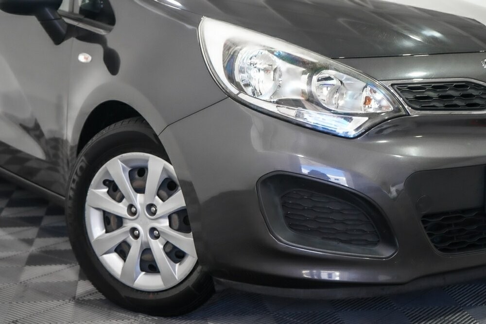 Kia Rio image 2