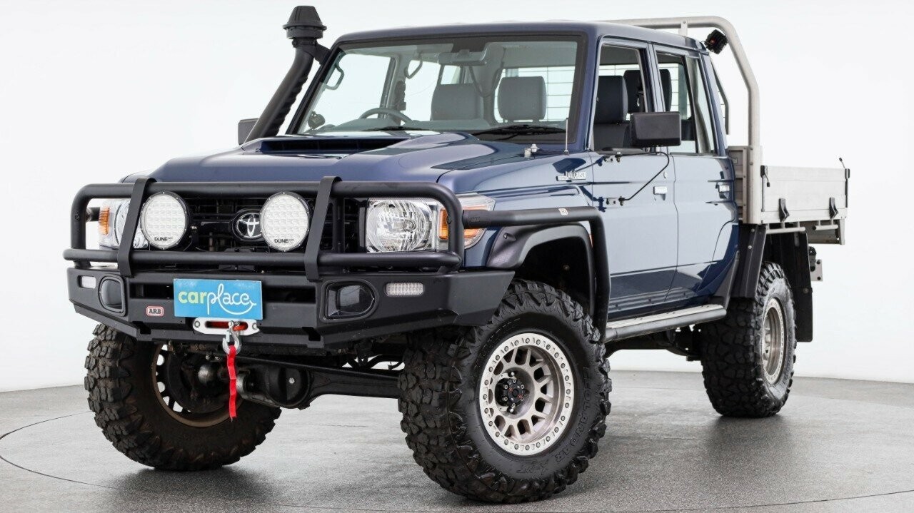 Toyota Landcruiser image 2