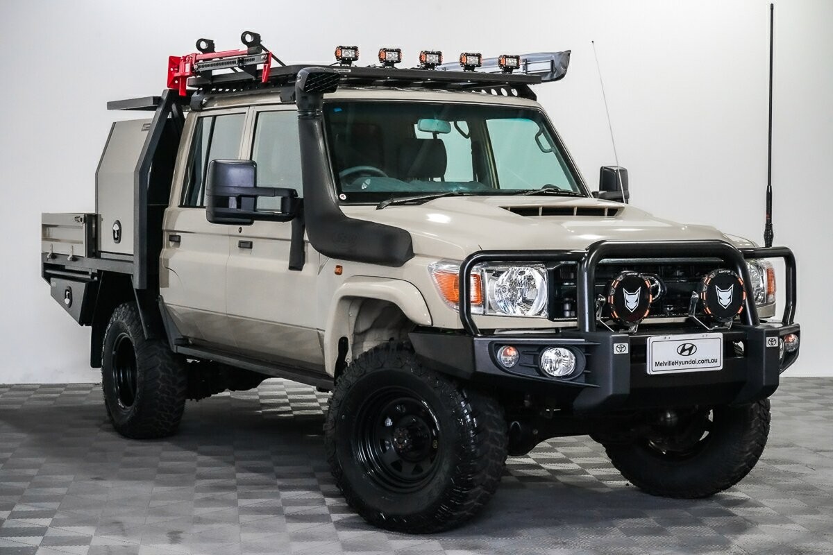 Toyota Landcruiser image 1