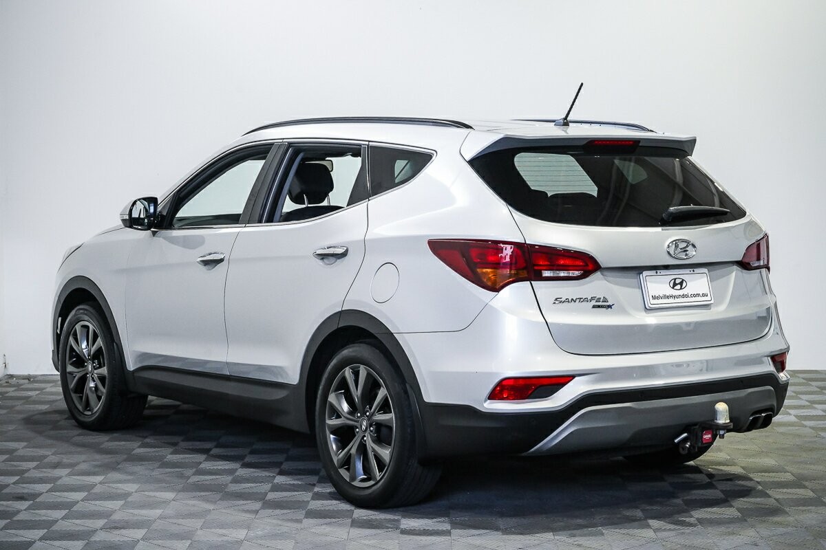 Hyundai Santa Fe image 4