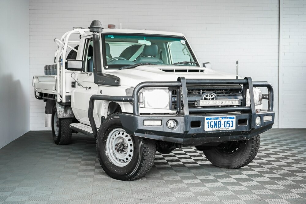 Toyota Landcruiser image 1