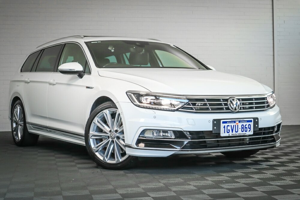 Volkswagen Passat image 1