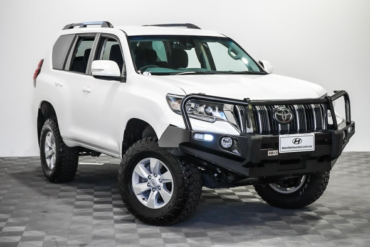 Toyota Landcruiser Prado image 1