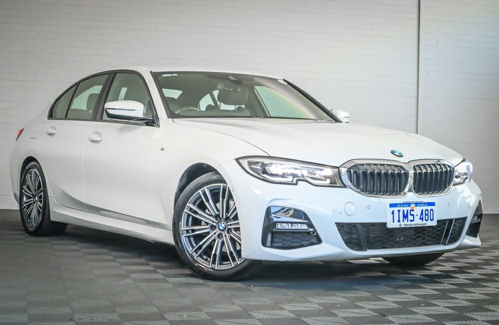 BMW 3 Series image 1