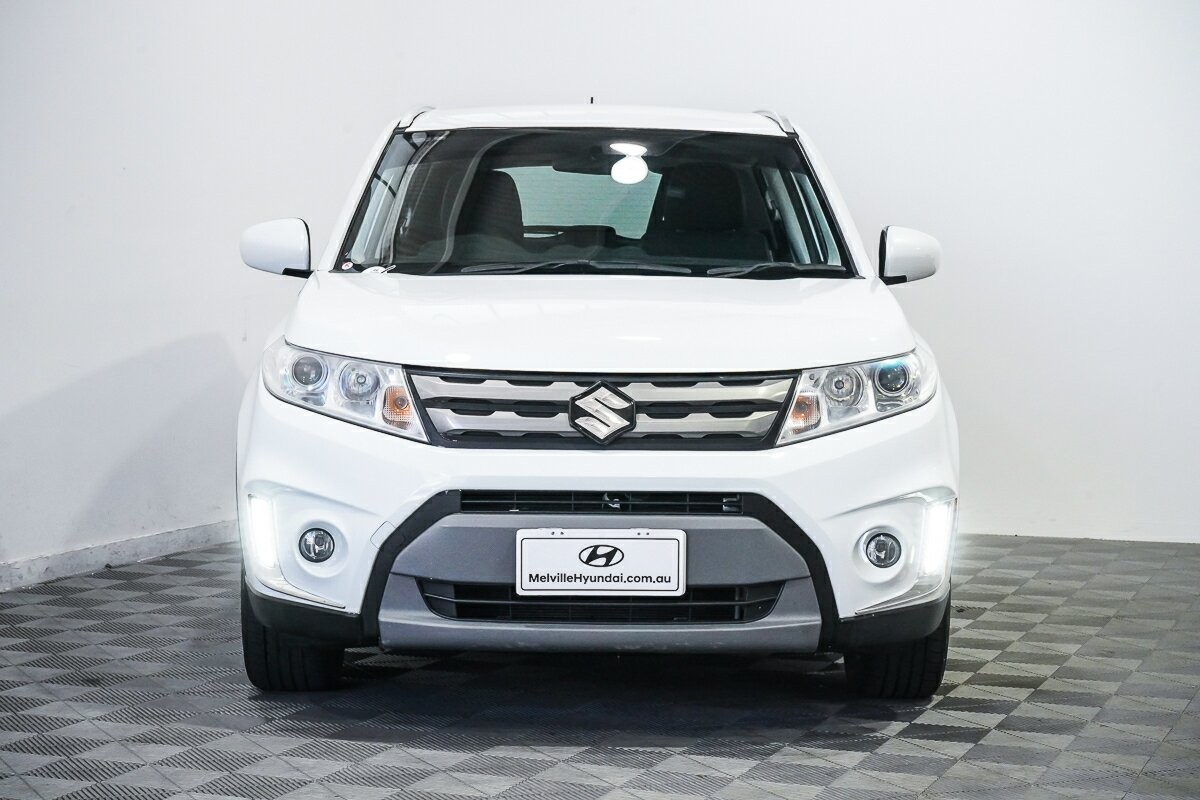 Suzuki Vitara image 3