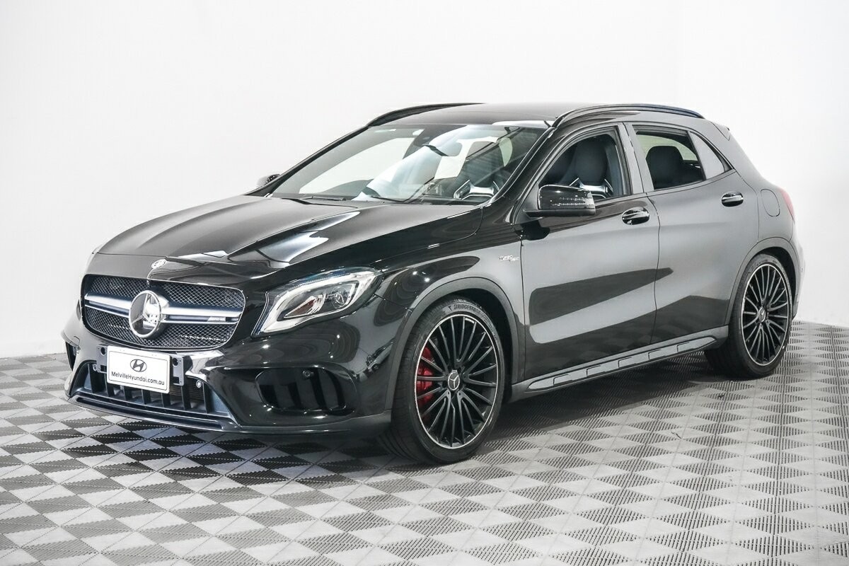 Mercedes Benz Gla-class image 4