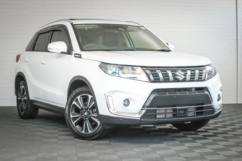 Suzuki Vitara image 1