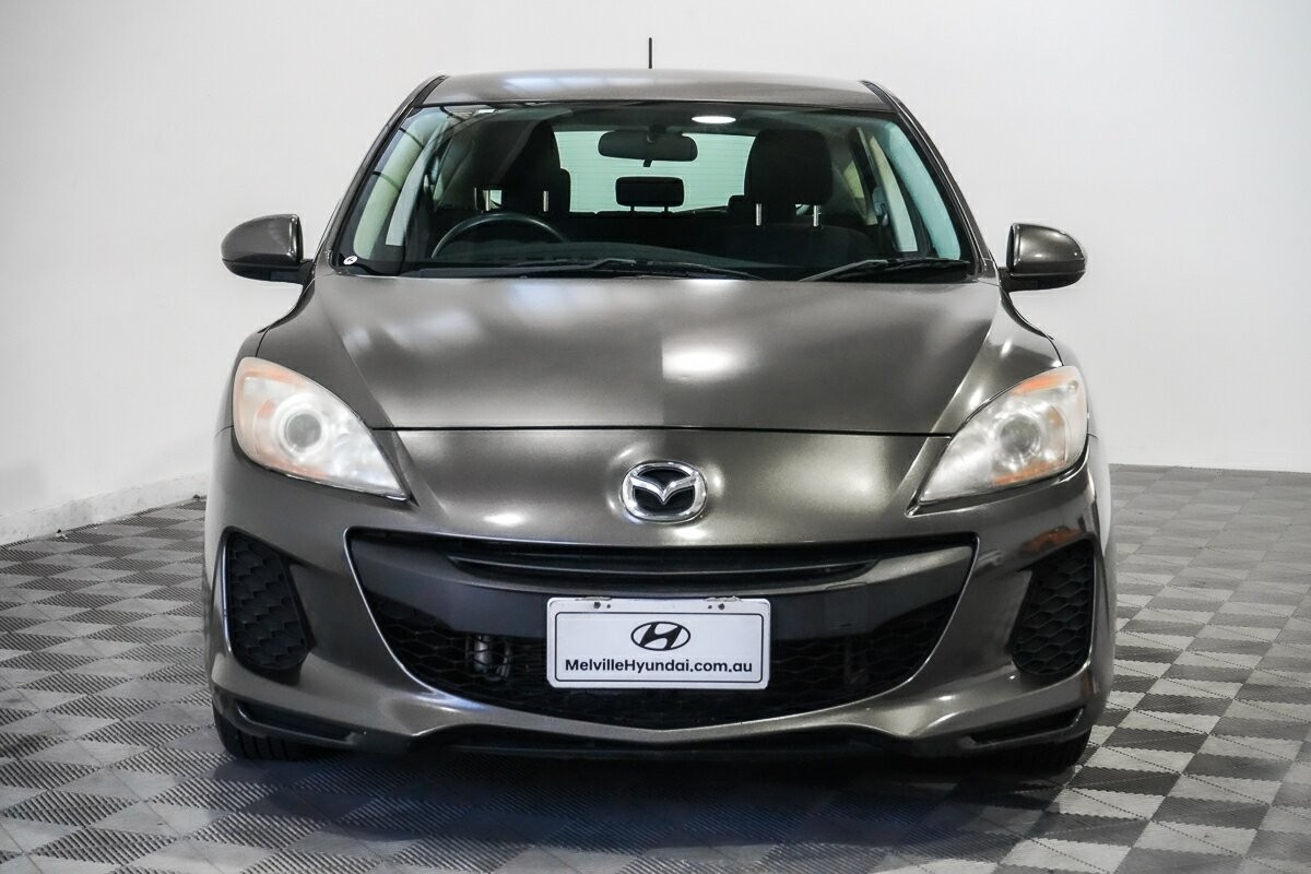 Mazda 3 image 3