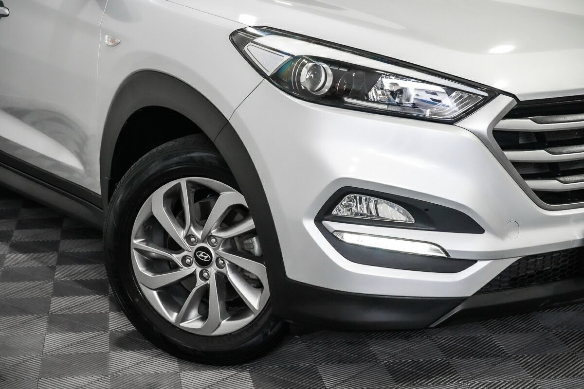 Hyundai Tucson image 2