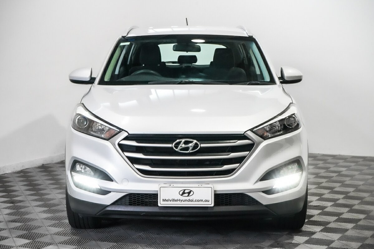 Hyundai Tucson image 3