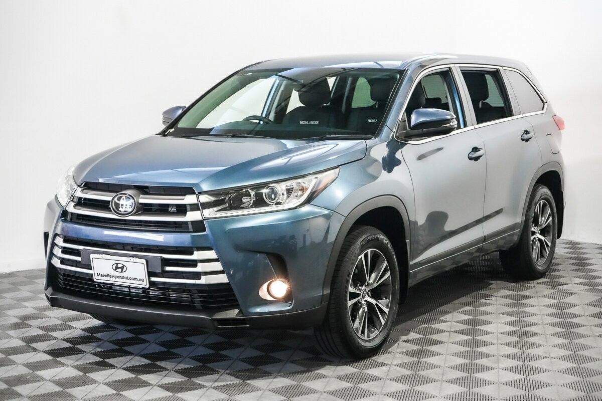 Toyota Kluger image 4