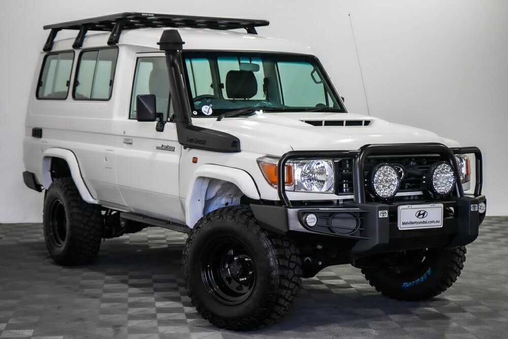 Toyota Landcruiser image 1