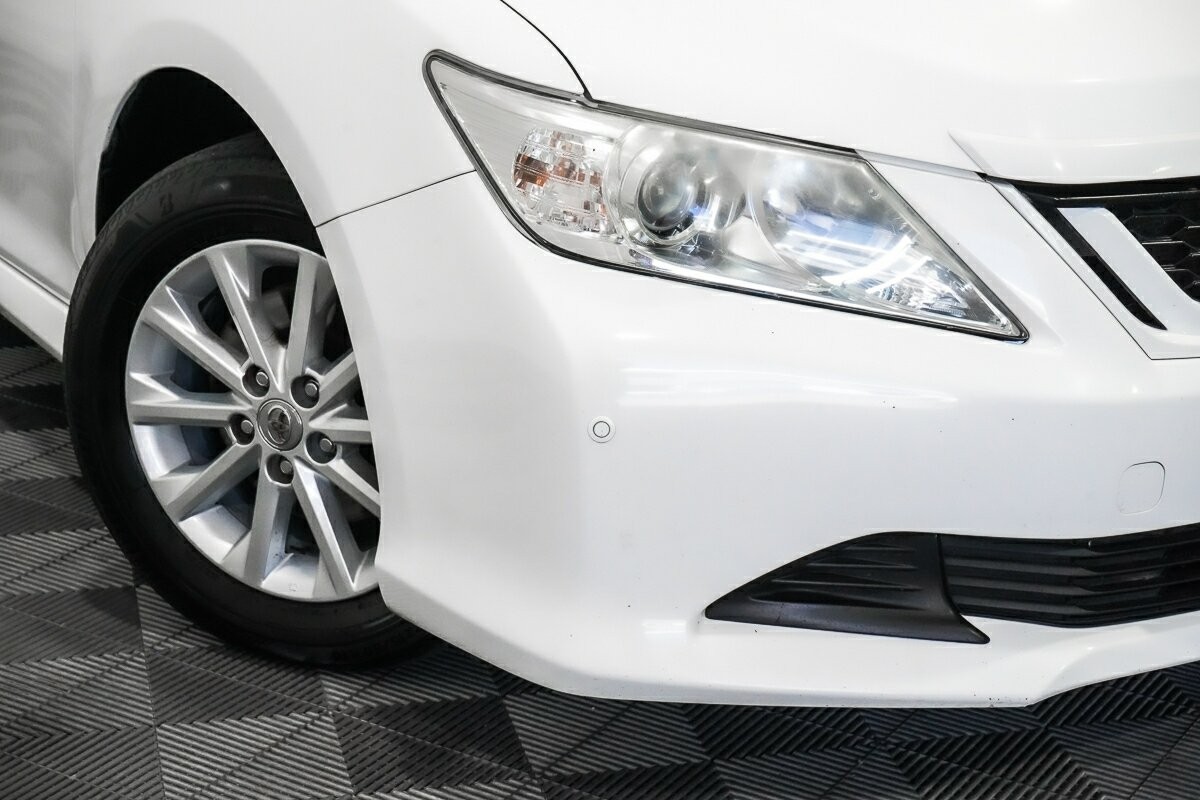 Toyota Aurion image 2