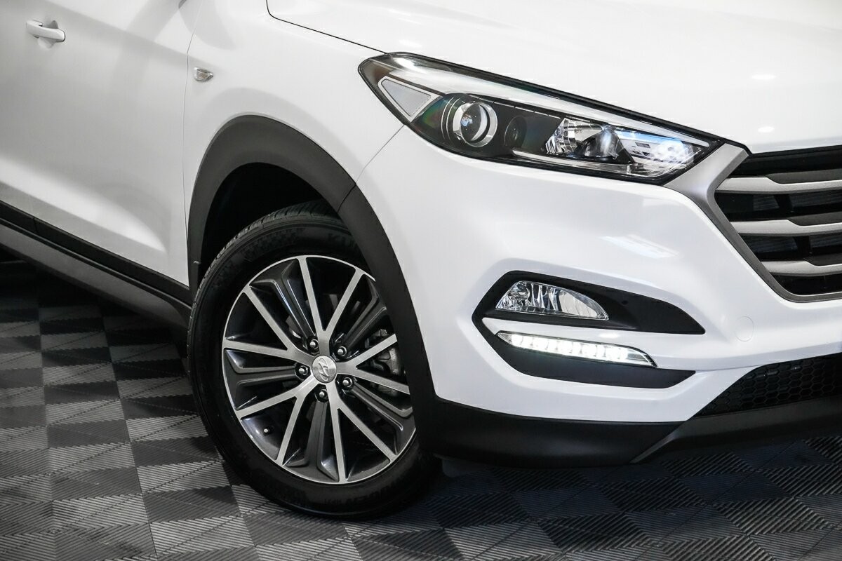 Hyundai Tucson image 2