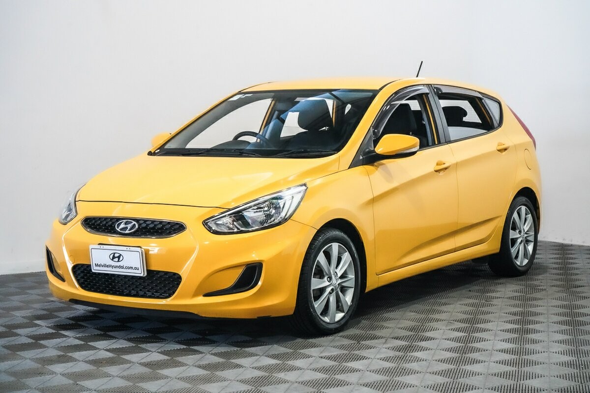 Hyundai Accent image 4