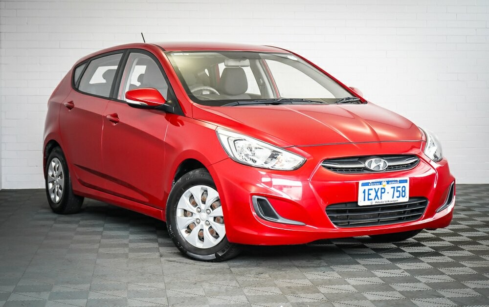 Hyundai Accent image 1