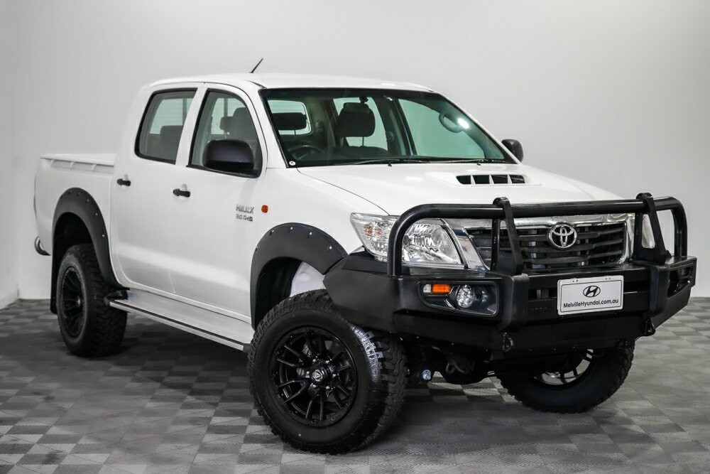 Toyota Hilux image 1