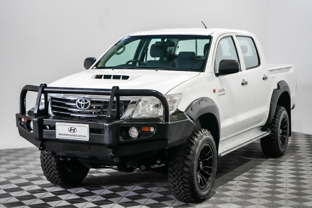 Toyota Hilux image 4