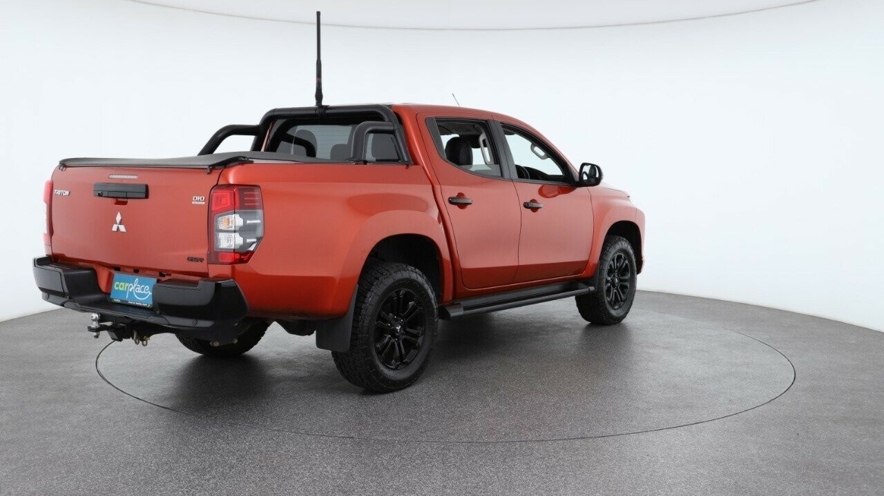 Mitsubishi Triton image 4