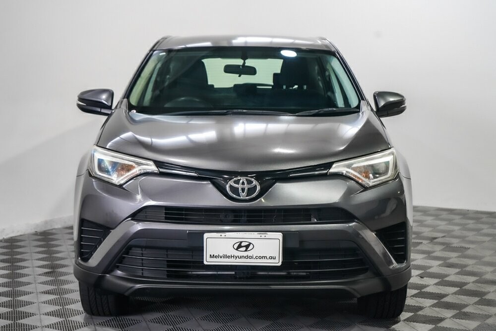 Toyota Rav4 image 3