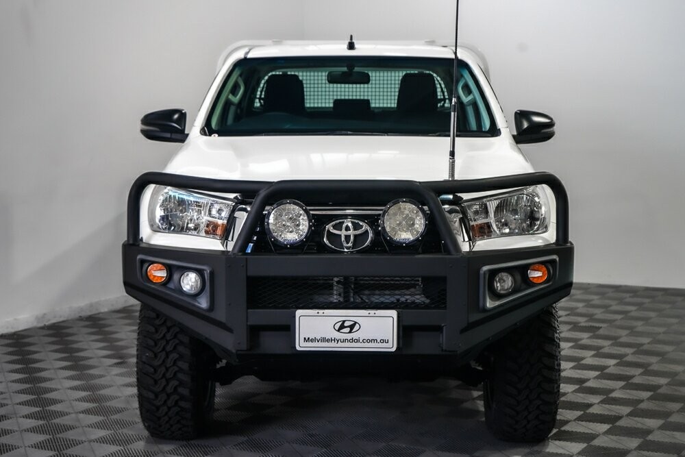 Toyota Hilux image 3