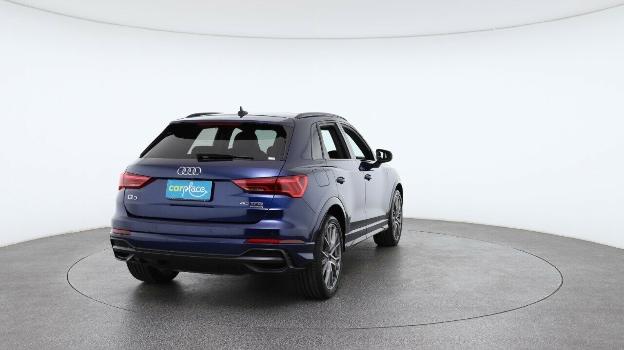 Audi Q3 image 3