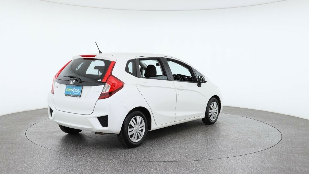 Honda Jazz image 4