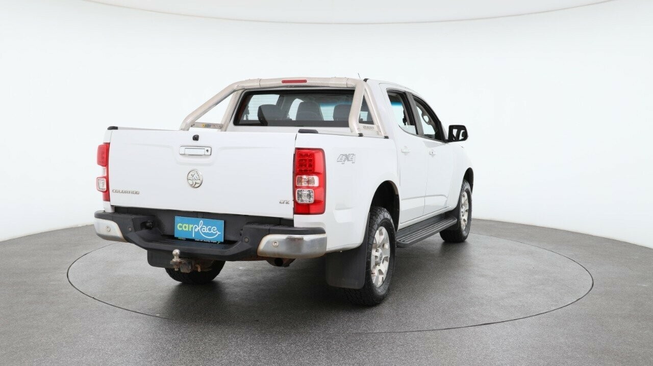 Holden Colorado image 3