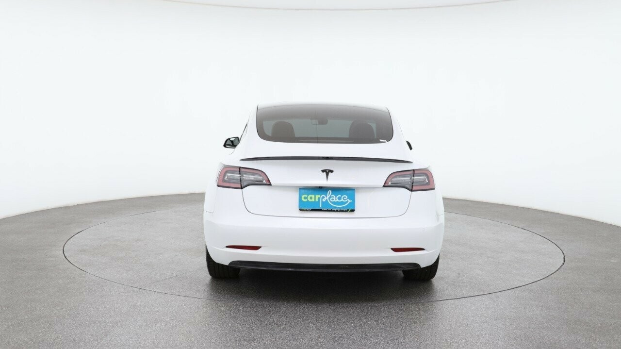 Tesla Model 3 image 2