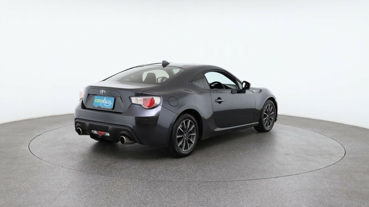 Toyota 86 image 4