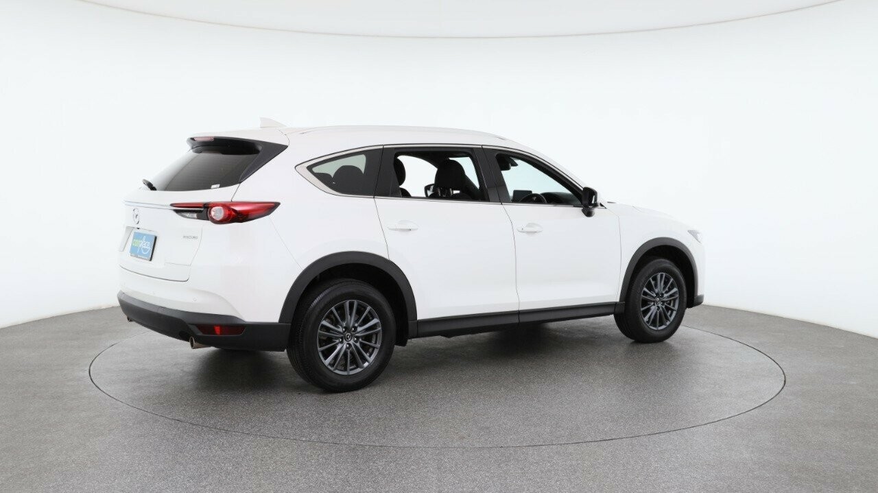 Mazda Cx-8 image 4