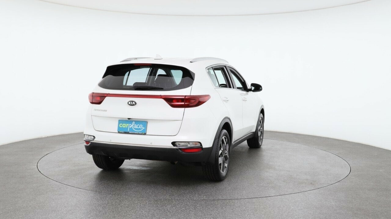 Kia Sportage image 3