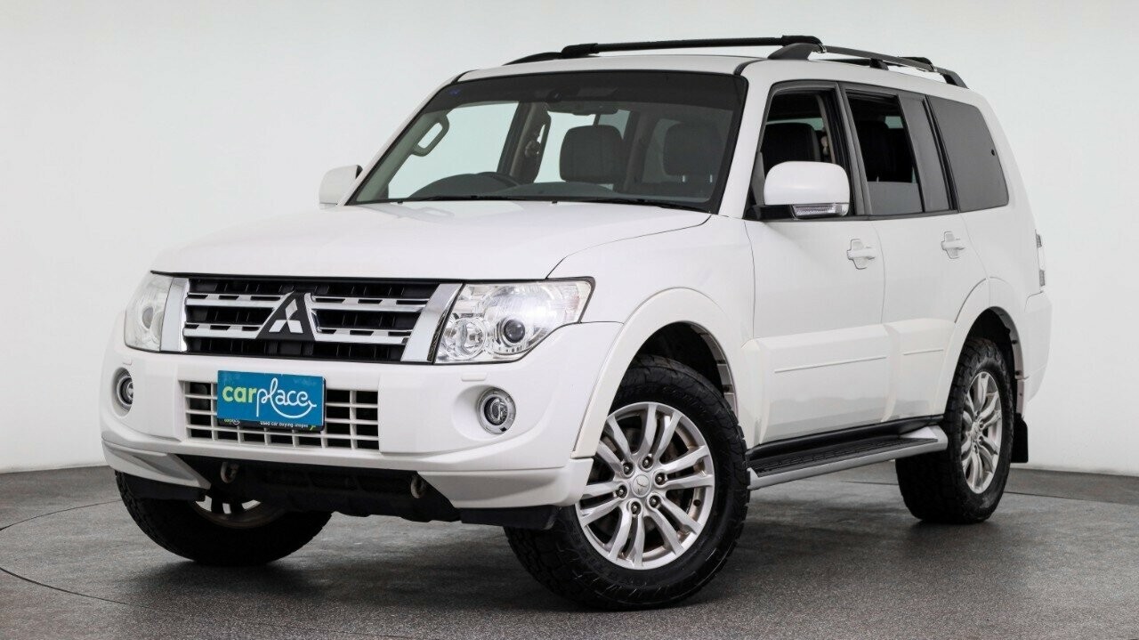 Mitsubishi Pajero image 1