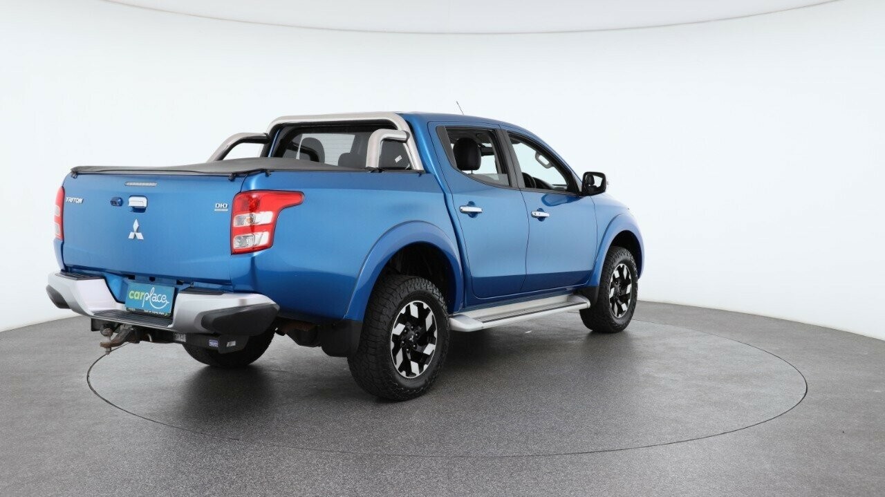 Mitsubishi Triton image 4