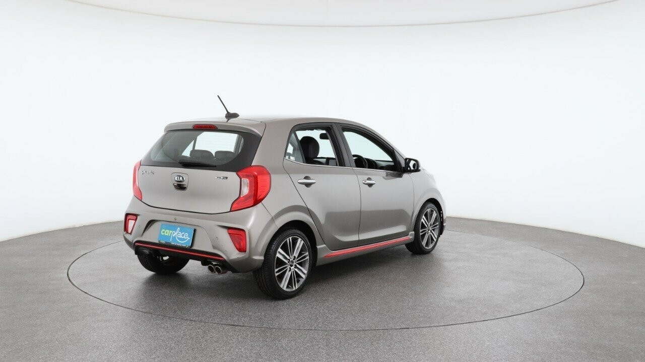 Kia Picanto image 4