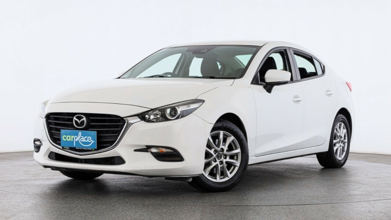 Mazda 3 image 1