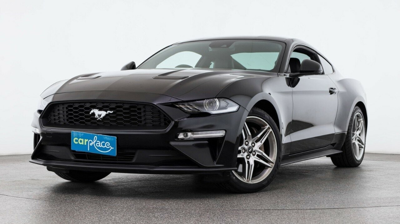 Ford Mustang image 1