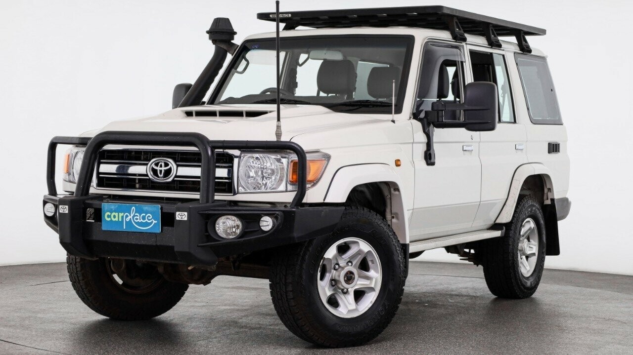 Toyota Landcruiser image 1